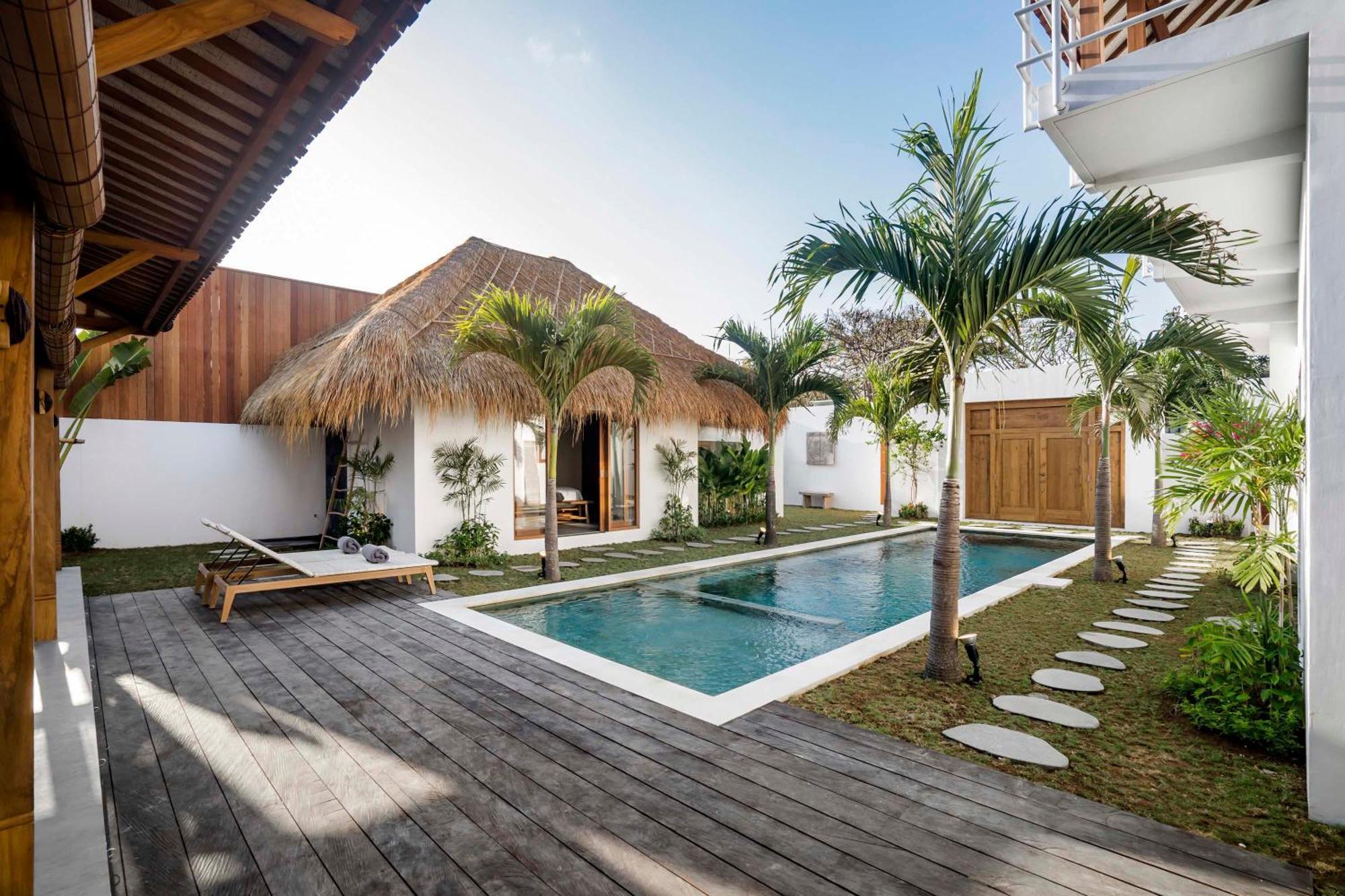 Parasol By Alfred In Bali Villa